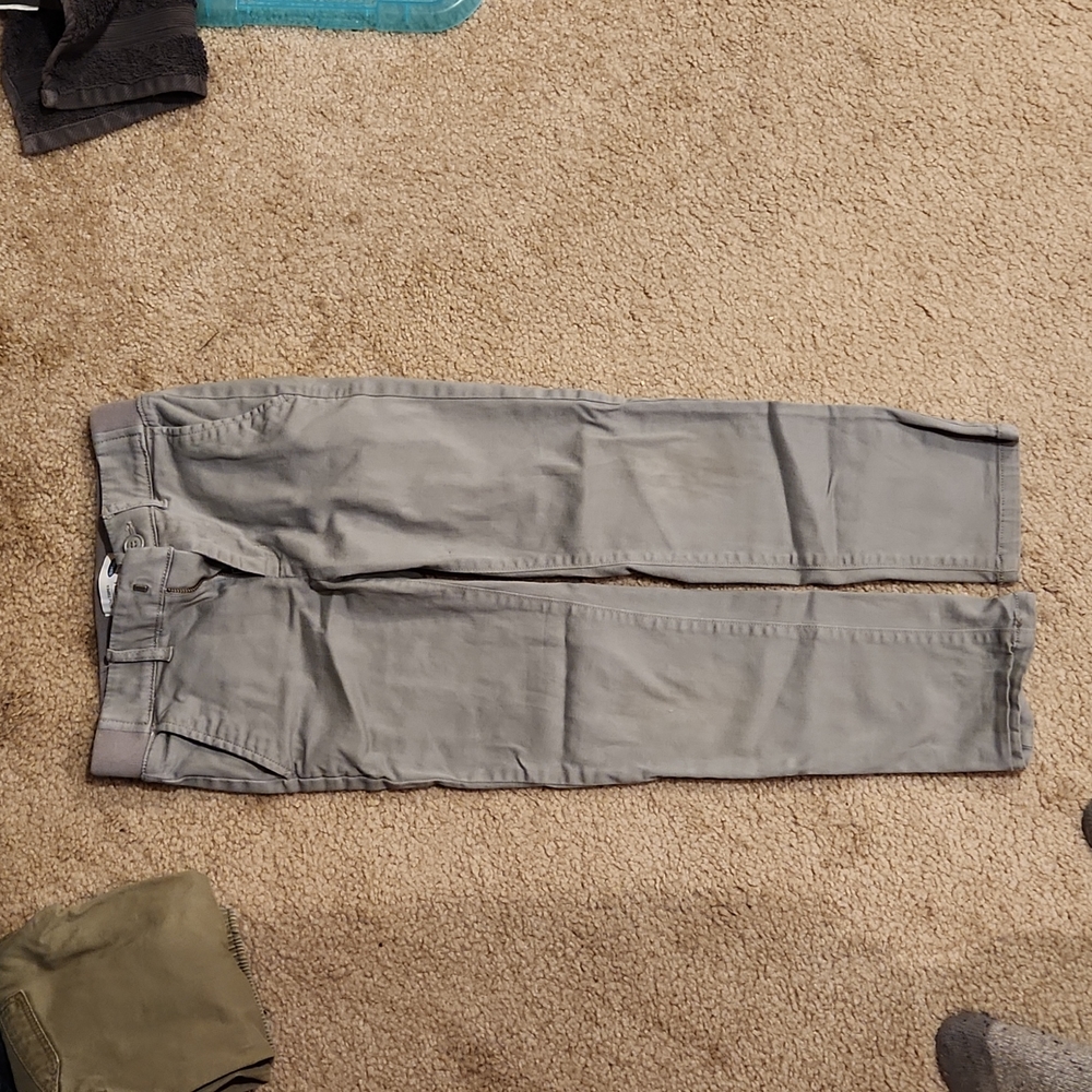 Old Navy Slim Taper Chino sz small 6-7